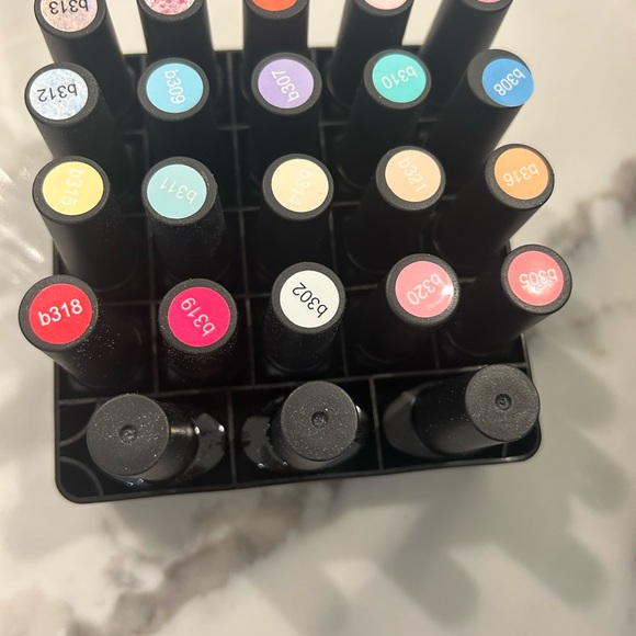 Red and Pink Nail Tools Organizer - Picture 1 of 2